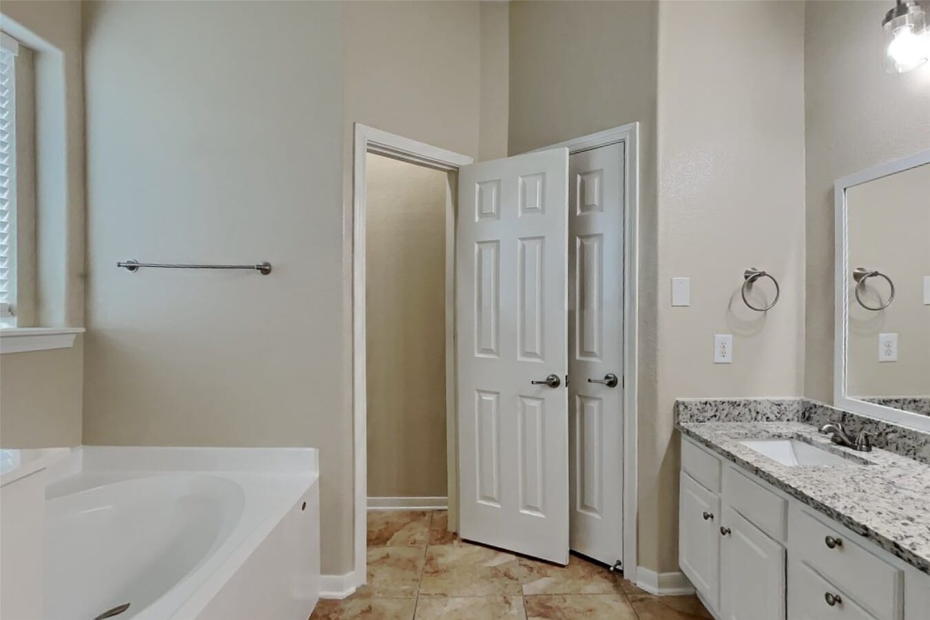 Photo - 12419 Adams Ridge Ln