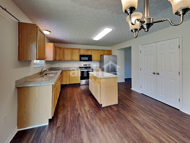 Photo - 857 Cedar Run Dr