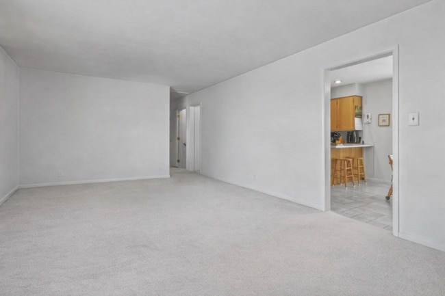 Photo - Beautiful 3 bedroom house on Bloomington's Eastside - Available Now!