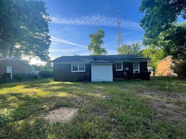 Photo - 987 Pebble Rd