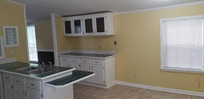 169 Brentwood Ln