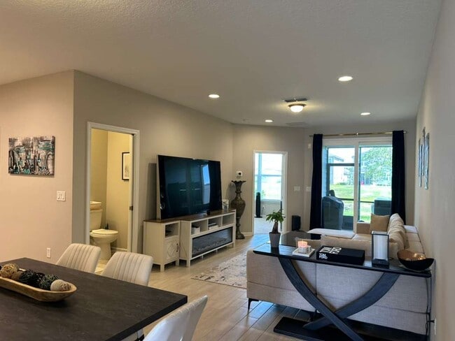 Photo - 754 Cherry Elm Dr