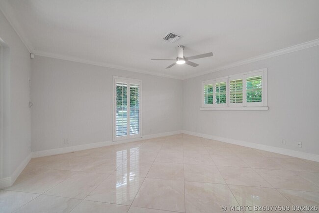 408 S Country Club Dr