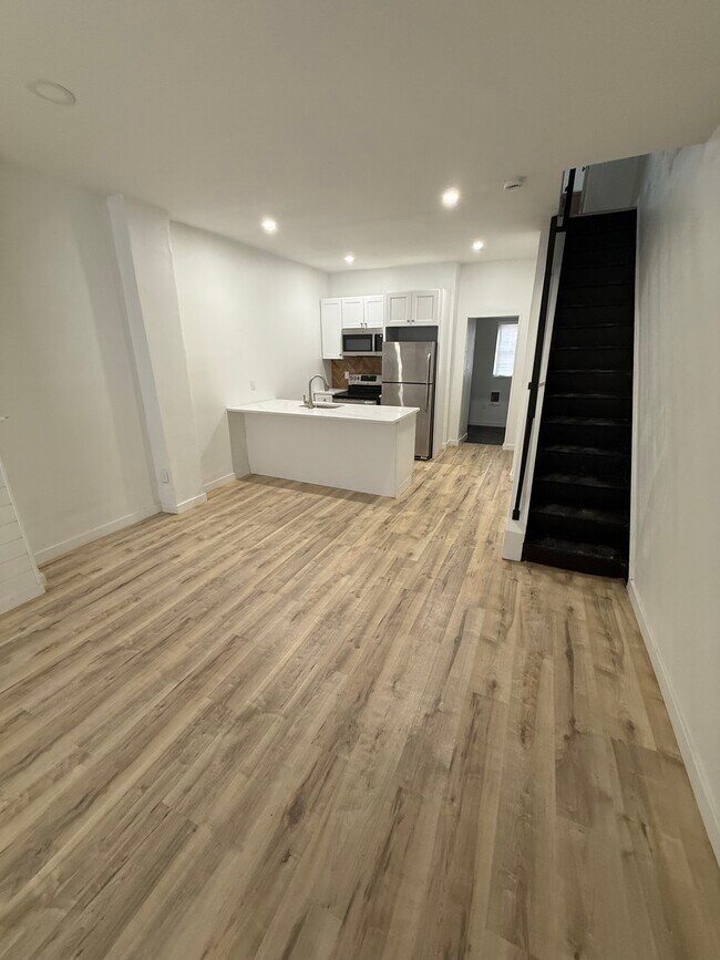 Building Photo - 2808 N Taylor St