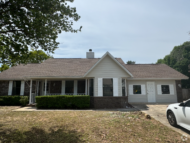 Building Photo - 4817 Young Rd Rental