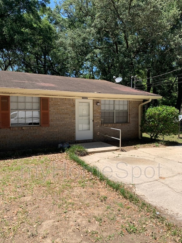 Photo - 4609 Saufley Field Rd