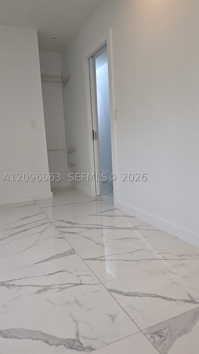 441 NW 30th Pl