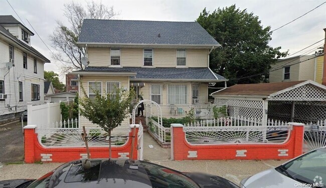 Building Photo - 90-37 190th St Rental