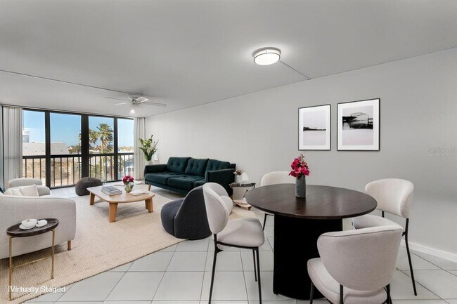 Photo - 255 Dolphin Point Unidad 414