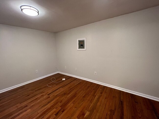 Photo - 2027 E 36th St Unit 2027 1/2 East 36th St