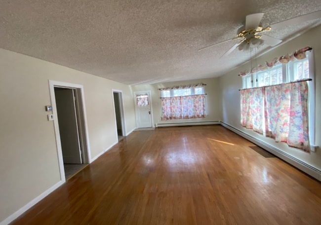 Photo - 807 S 2nd St