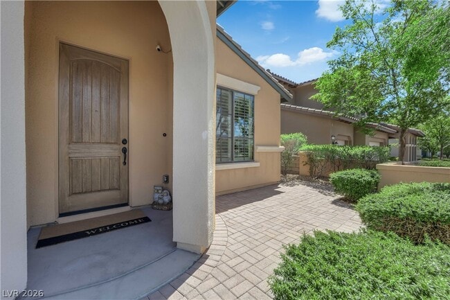 Photo - 608 Highland Bluff Way