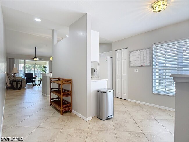 Photo - 4970 Deerfield Way Unidad F-203