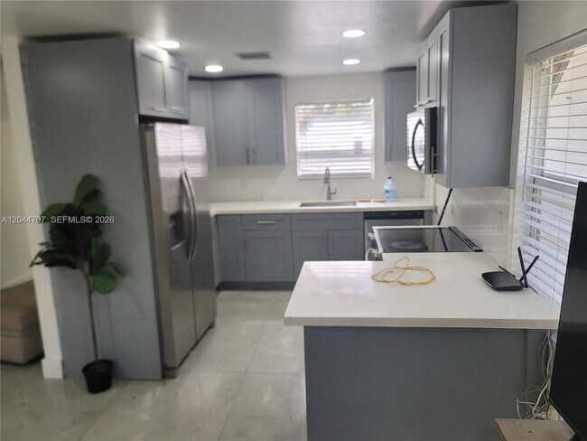Photo - 512 NW 96th St Unidad B