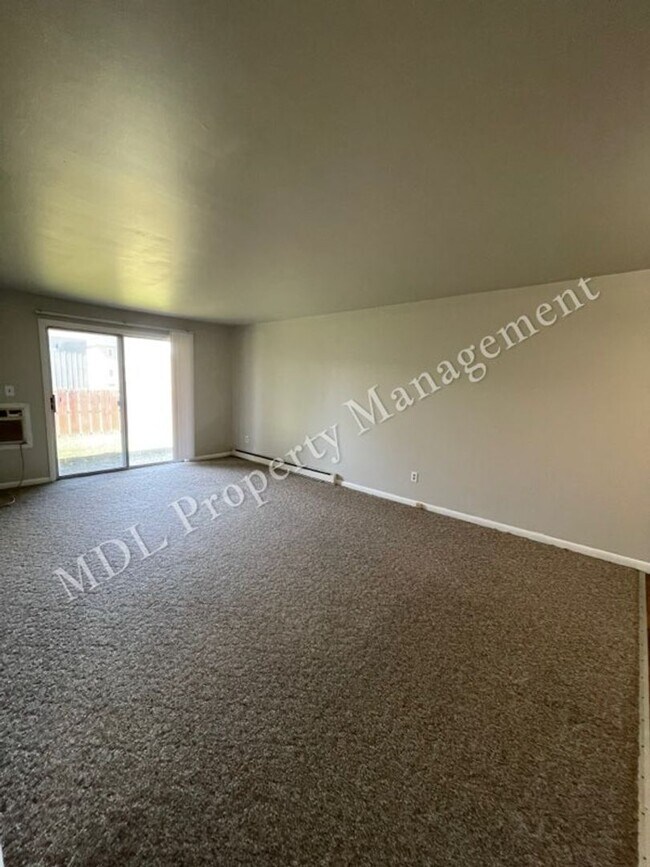 Photo - 121 N Woodbridge St Unidad 1-10