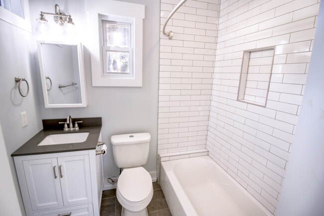 Photo - 515 flint st