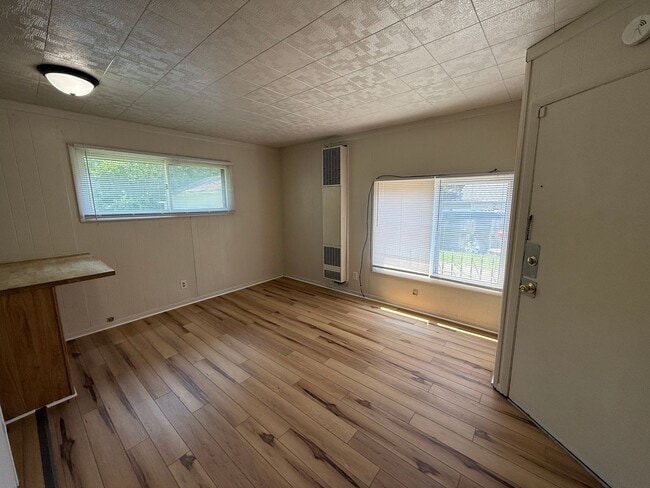Photo - 529 Steward Ave Unit Apt #3