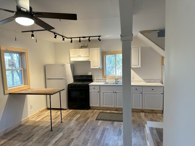 Photo - 929 Codding Hollow Rd Unit Apt. #1