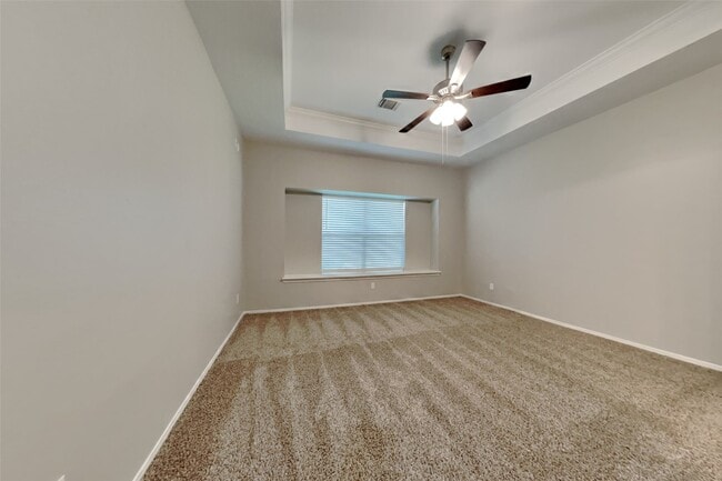 Building Photo - 1731 Red Oak Terrace