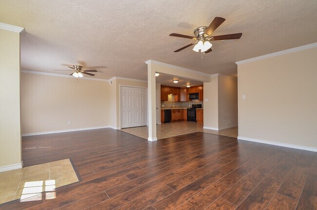 Photo - 15327 Falmouth Ave