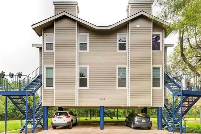 Building Photo - 5313 Indio Dr