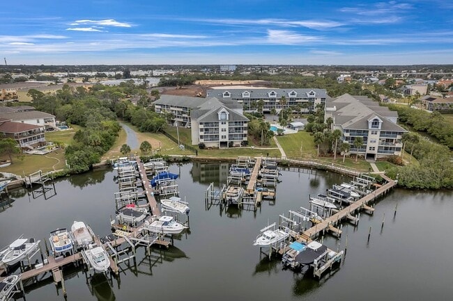 Building Photo - 5567 Sea Forest Dr Unit Still Waters Retreat