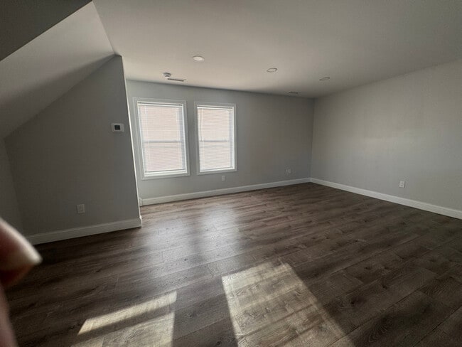 Photo - 10 Bouton St