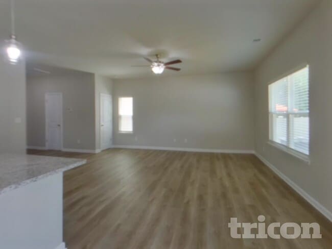 Photo - 142 Spring Knoll Dr
