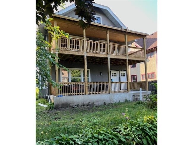 Building Photo - 3116 Oakland Ave Rental