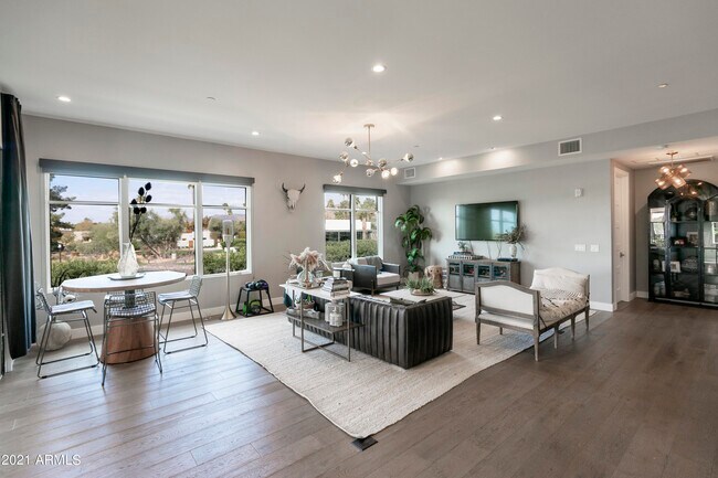 Photo - 6166 N Scottsdale Rd Unit B2003