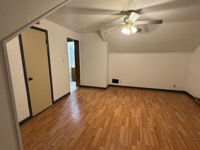 Photo - 165 Sand Creek Rd