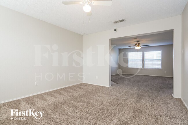 Photo - 315 Tioga Dr