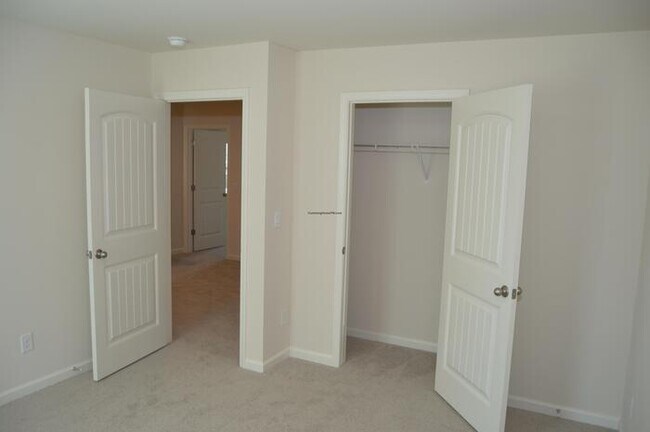 Photo - Available Now! Move in Ready!