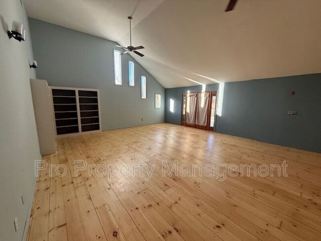 Photo - 500 Nonnewaug Rd