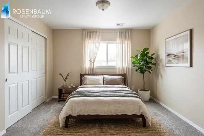 Photo - 8430 E Leigh Dr Unit b