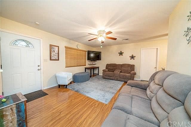 Photo - 551 Holladay Pl