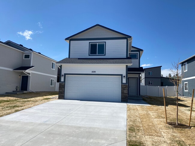 Photo - 1506 Alyssaelaine Dr House