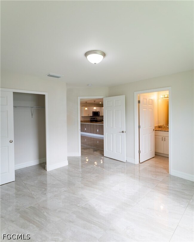Photo - 941 Jaguar Blvd