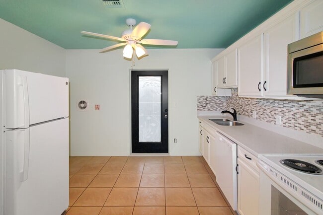Photo - South Venice Annual Home for Rent