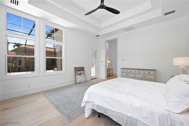 Photo - 2749 Medallist Ln