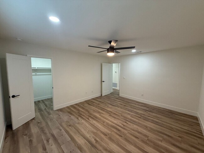 Photo - Brand New Remodel (2026)!! Large 5 Bedroom 3 Bathroom Home Near Campus