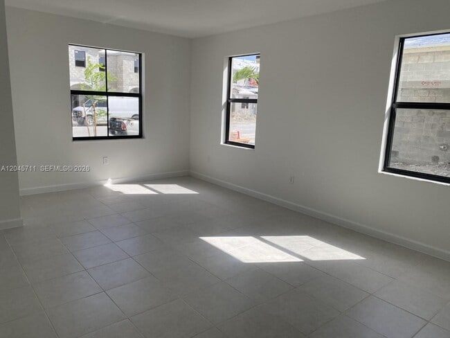 Photo - 10100 SW 228 TERR