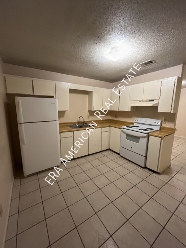 Photo - 68 Twin Trees Dr Unit 68 Twin Trees Drive  C