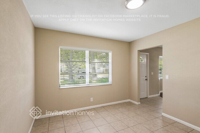 Photo - 11298 92nd St N