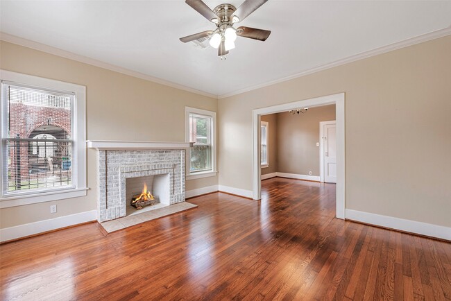 Photo - 2611 Rosewood St