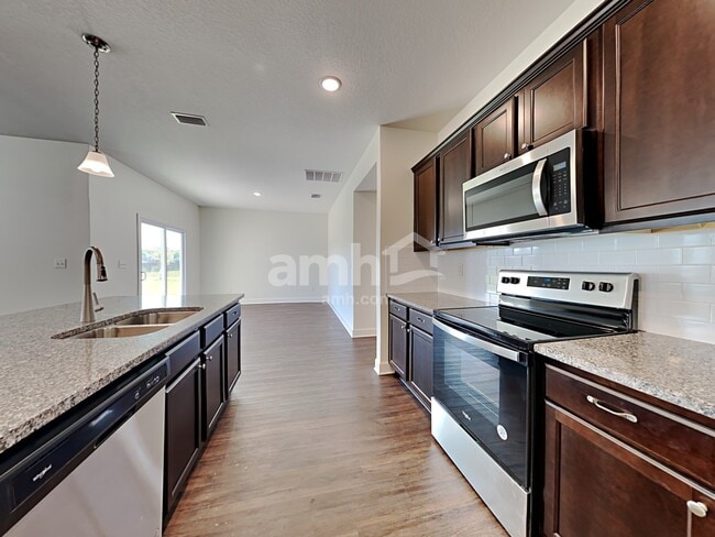 Photo - 80 Carlitos Wy