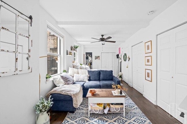 Photo - 321 E 43rd St Unit 815