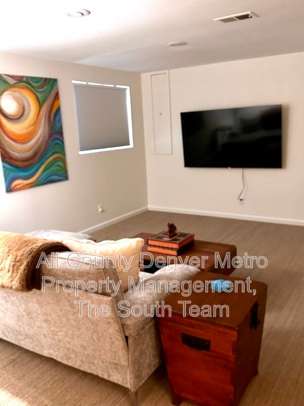 Photo - 1547 W Briarwood Ave