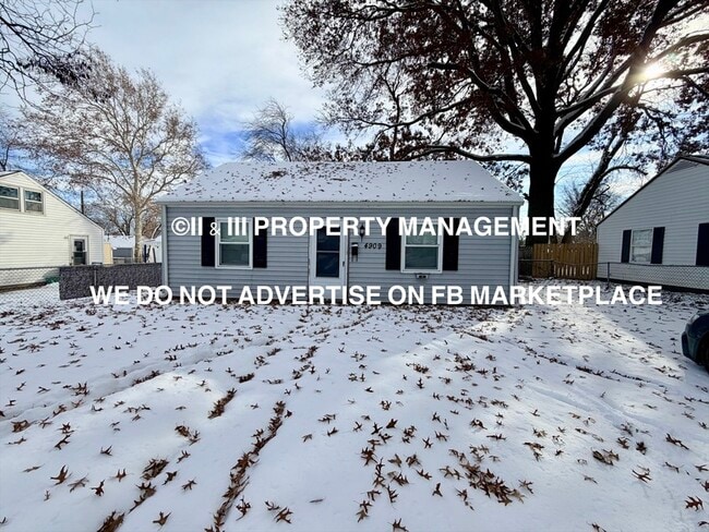 Building Photo - 4909 Woodend Ave