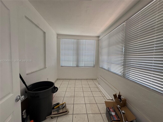 Photo - 459 SE 3rd St